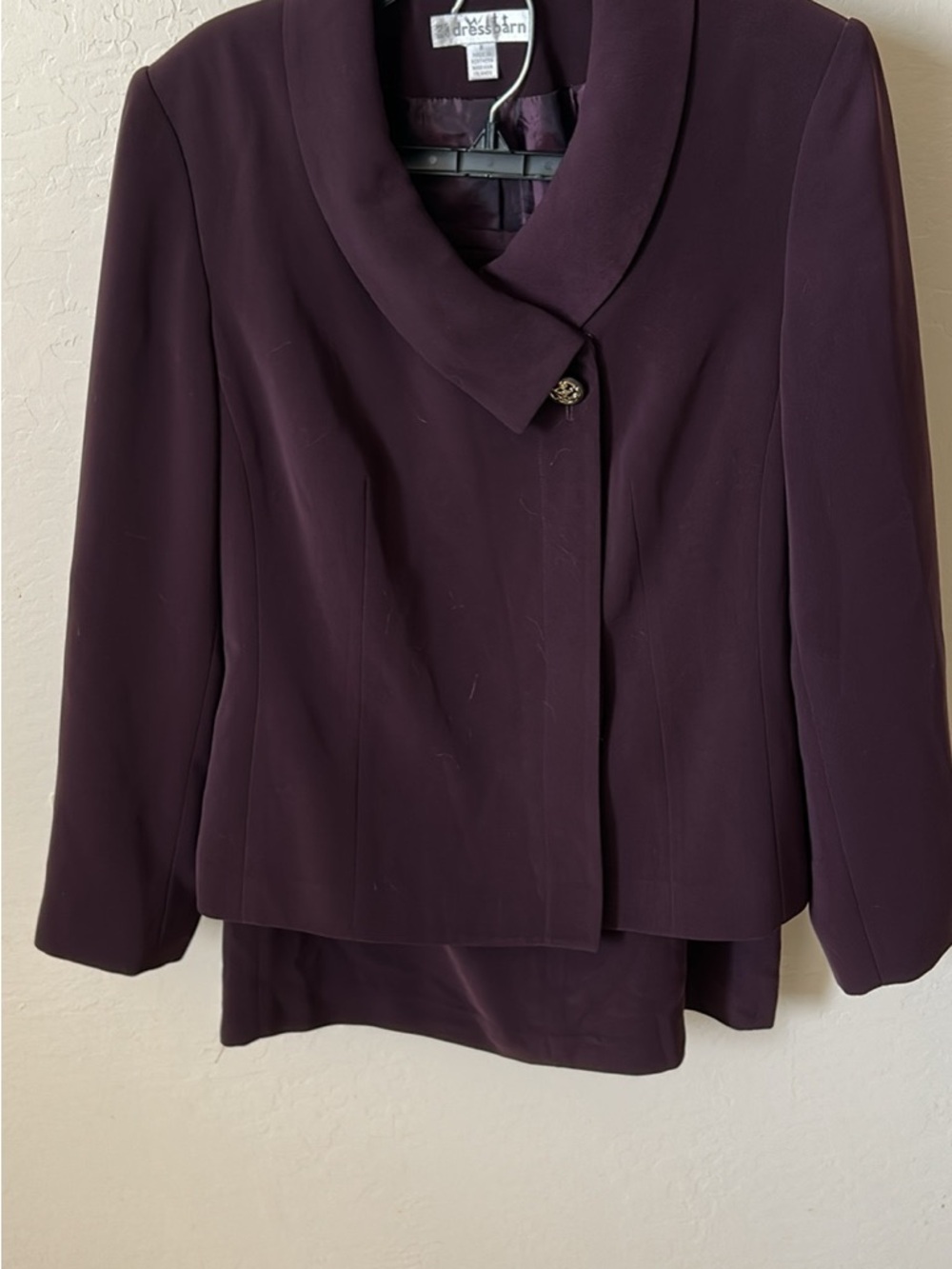 Vintage dressbarn Deep Plum Shawl-Collar skirt suit